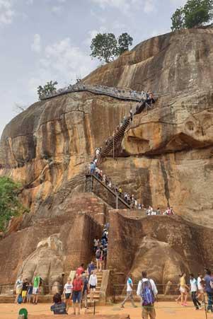 Escalier rocheux Sri Lanka