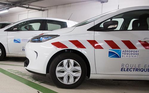 Véhicules électriques Aéroport Toulouse