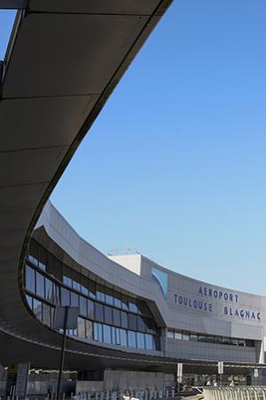 Fronton aérogare Toulouse-Blagnac